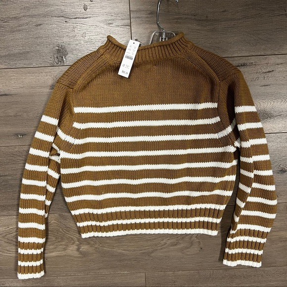 NWT J.Crew Rollneck sweater - Picture 3 of 5